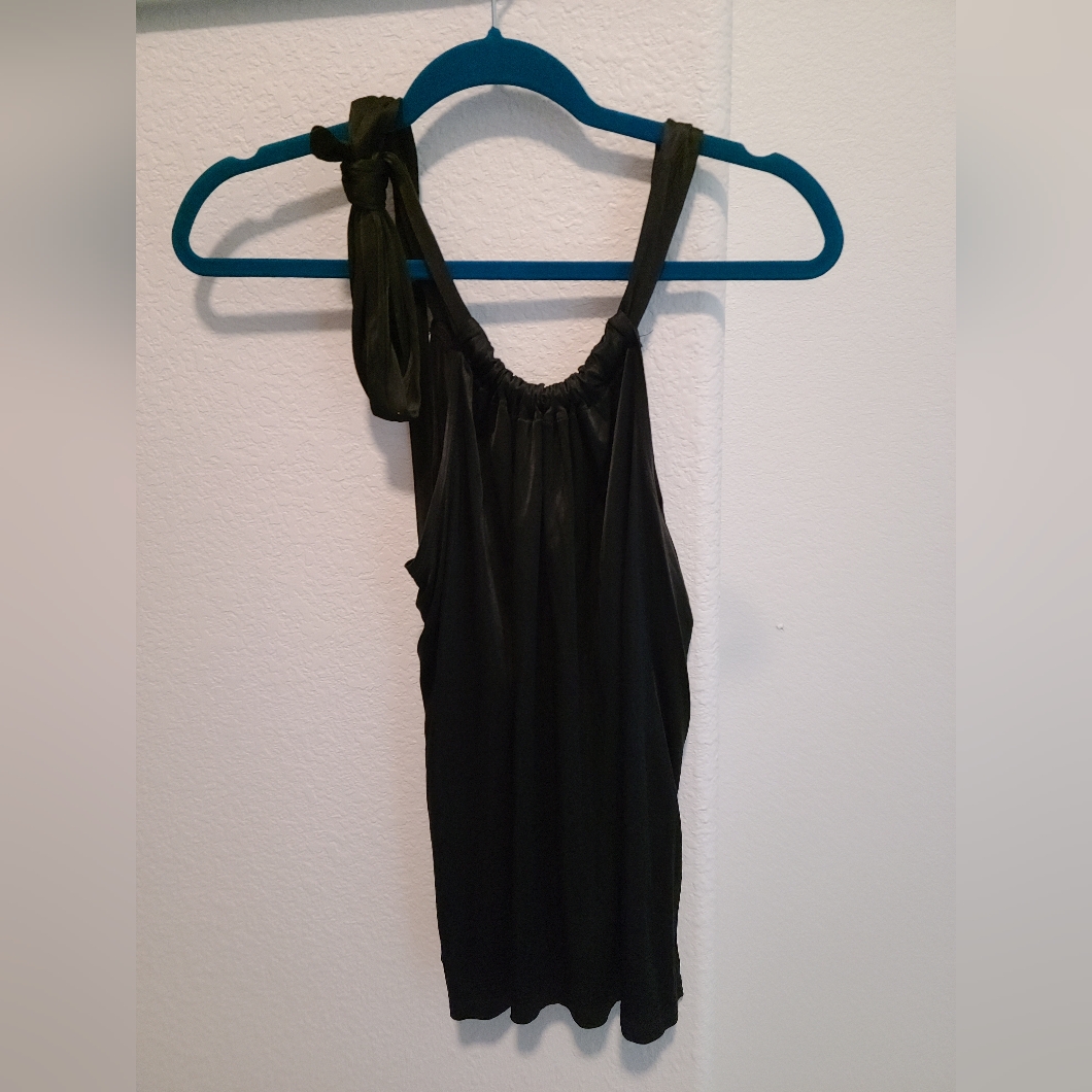 Woman's Express Top